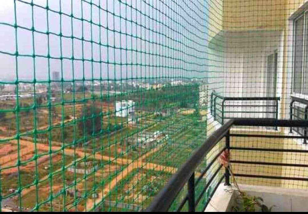 Balcony safety nets